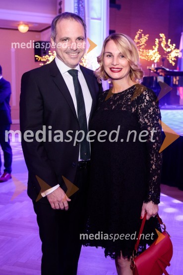 Priznanje za življenjsko delo na področju managementa Jožetu Mermalu, januarsko srečanje Združenja Manager