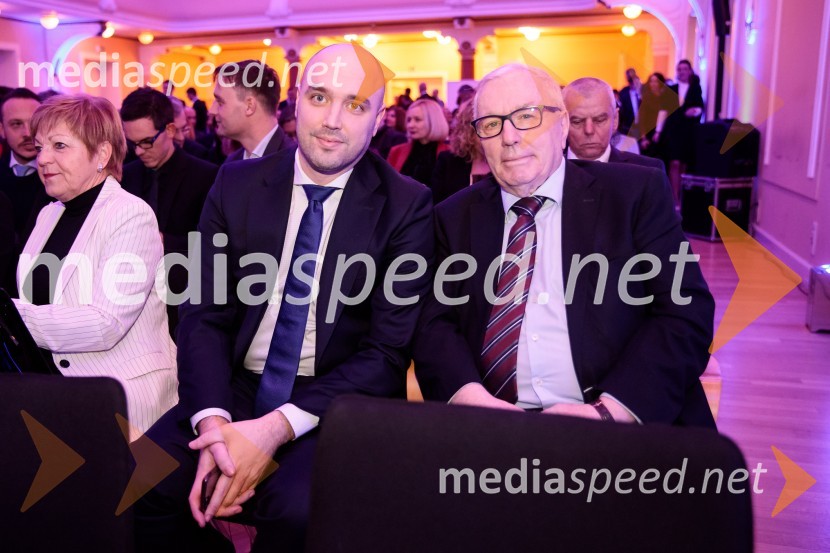 Priznanje za življenjsko delo na področju managementa Jožetu Mermalu, januarsko srečanje Združenja Manager