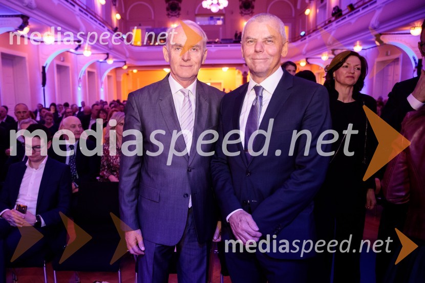 Priznanje za življenjsko delo na področju managementa Jožetu Mermalu, januarsko srečanje Združenja Manager