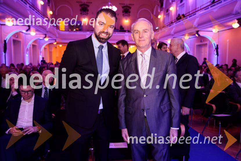 Priznanje za življenjsko delo na področju managementa Jožetu Mermalu, januarsko srečanje Združenja Manager