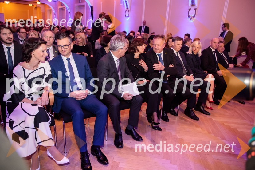 Priznanje za življenjsko delo na področju managementa Jožetu Mermalu, januarsko srečanje Združenja Manager