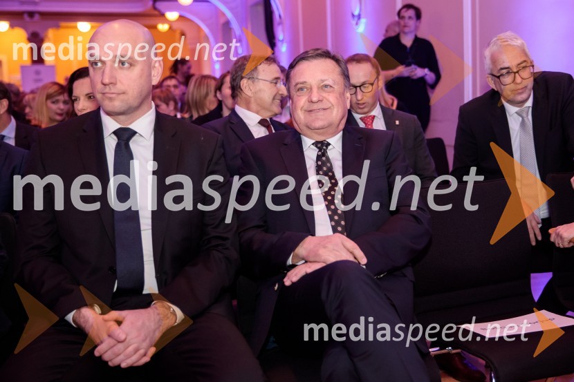 Priznanje za življenjsko delo na področju managementa Jožetu Mermalu, januarsko srečanje Združenja Manager