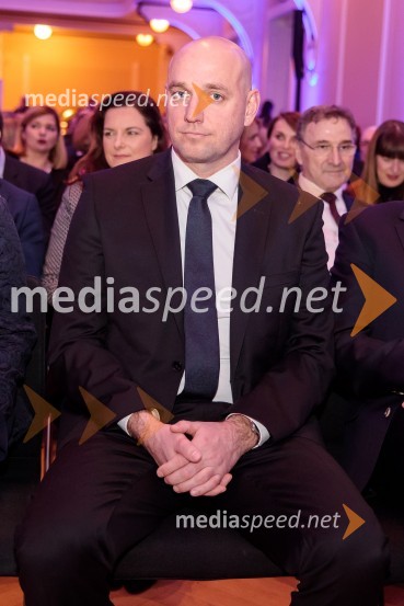 Priznanje za življenjsko delo na področju managementa Jožetu Mermalu, januarsko srečanje Združenja Manager