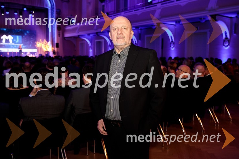 Priznanje za življenjsko delo na področju managementa Jožetu Mermalu, januarsko srečanje Združenja Manager