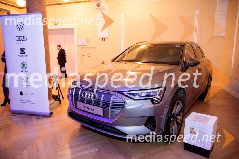 Priznanje za življenjsko delo na področju managementa Jožetu Mermalu, januarsko srečanje Združenja Manager