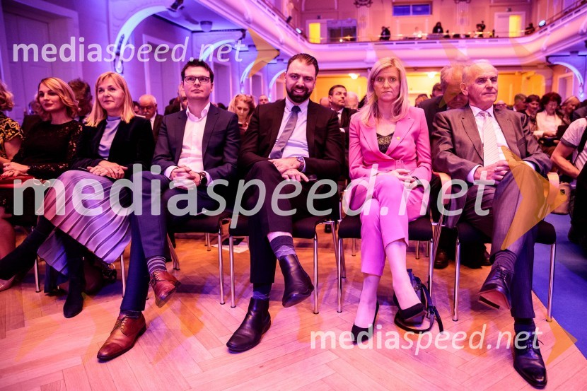 Priznanje za življenjsko delo na področju managementa Jožetu Mermalu, januarsko srečanje Združenja Manager