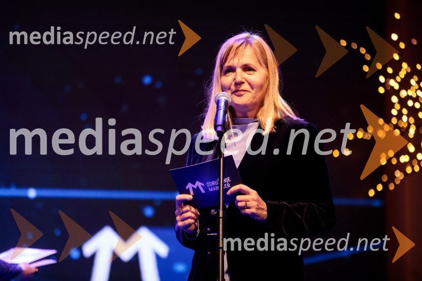 Priznanje za življenjsko delo na področju managementa Jožetu Mermalu, januarsko srečanje Združenja Manager