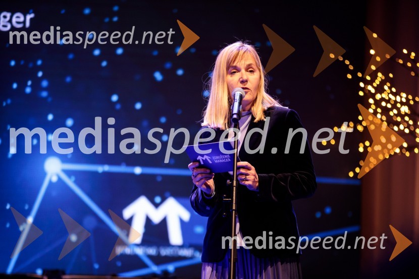 Priznanje za življenjsko delo na področju managementa Jožetu Mermalu, januarsko srečanje Združenja Manager