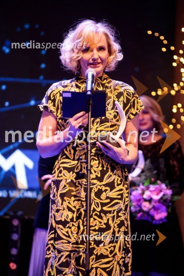 Priznanje za življenjsko delo na področju managementa Jožetu Mermalu, januarsko srečanje Združenja Manager