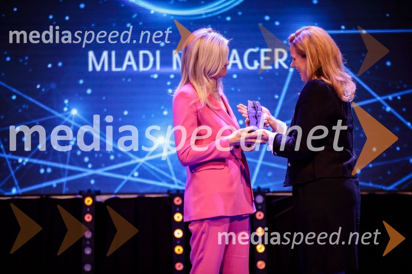 Priznanje za življenjsko delo na področju managementa Jožetu Mermalu, januarsko srečanje Združenja Manager