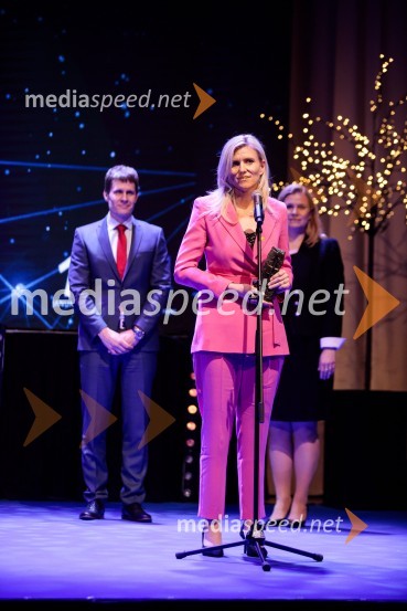 Priznanje za življenjsko delo na področju managementa Jožetu Mermalu, januarsko srečanje Združenja Manager