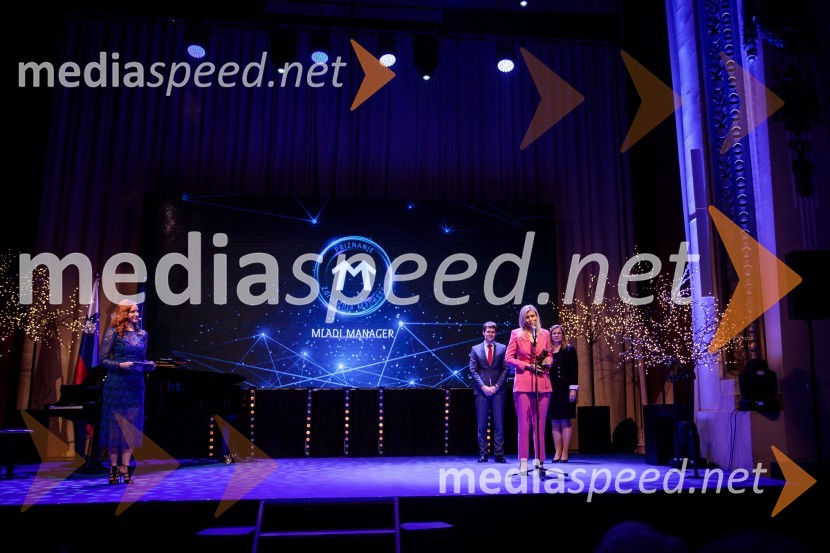 Priznanje za življenjsko delo na področju managementa Jožetu Mermalu, januarsko srečanje Združenja Manager