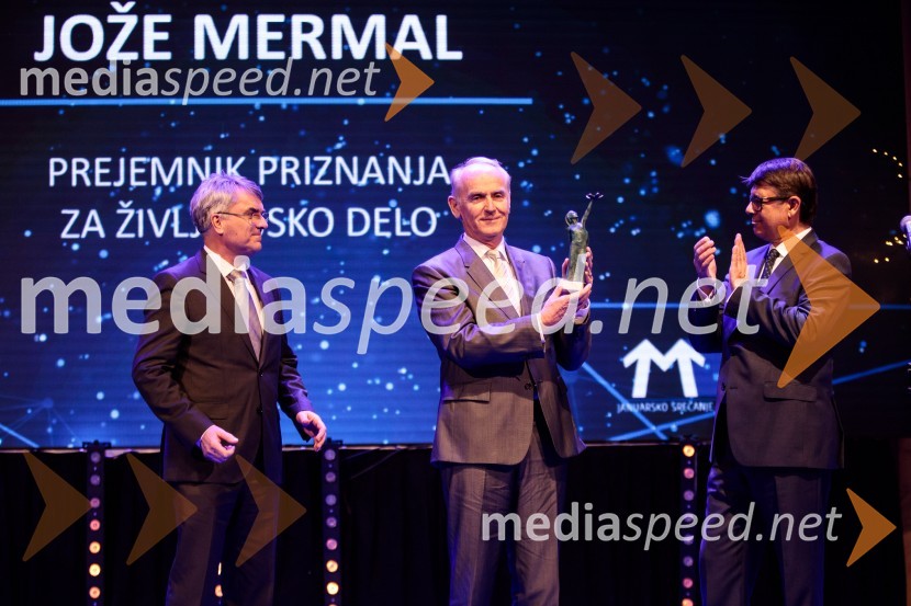 Priznanje za življenjsko delo na področju managementa Jožetu Mermalu, januarsko srečanje Združenja Manager