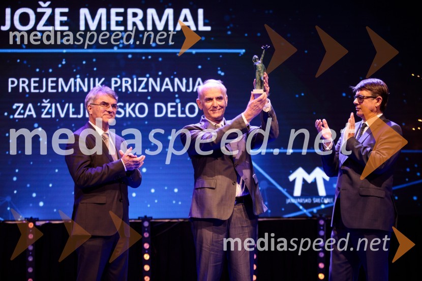 Priznanje za življenjsko delo na področju managementa Jožetu Mermalu, januarsko srečanje Združenja Manager