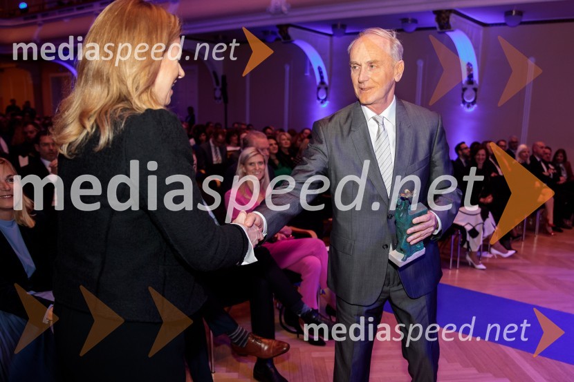 Priznanje za življenjsko delo na področju managementa Jožetu Mermalu, januarsko srečanje Združenja Manager