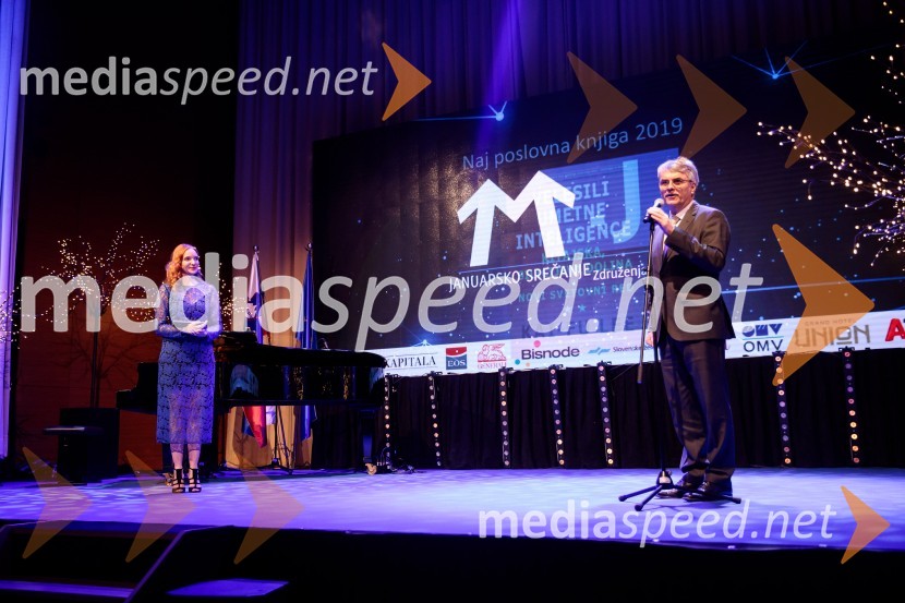 Priznanje za življenjsko delo na področju managementa Jožetu Mermalu, januarsko srečanje Združenja Manager