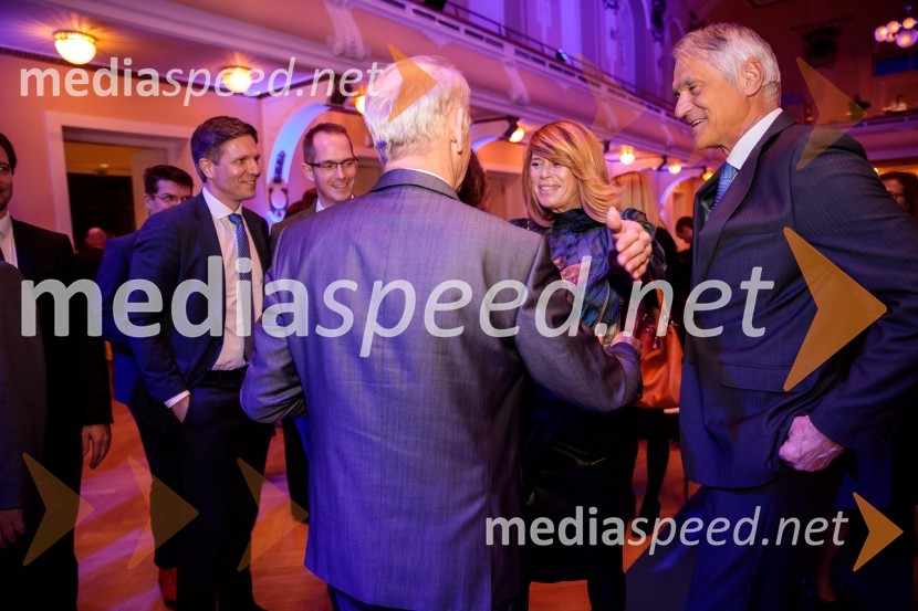 Priznanje za življenjsko delo na področju managementa Jožetu Mermalu, januarsko srečanje Združenja Manager