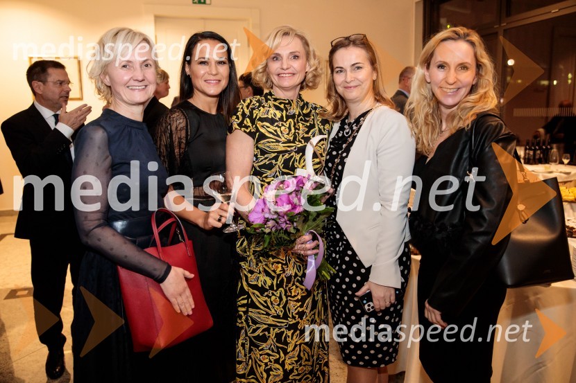 Priznanje za življenjsko delo na področju managementa Jožetu Mermalu, januarsko srečanje Združenja Manager