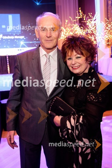  Jože  Mermal, predsednik uprave BTC-ja;  Zdenka  Kahne, lastnica kozmetike Kahne, ambasadorka znanjaPriznanje za življenjsko delo na področju managementa Jožetu Mermalu, januarsko srečanje Združenja Manager