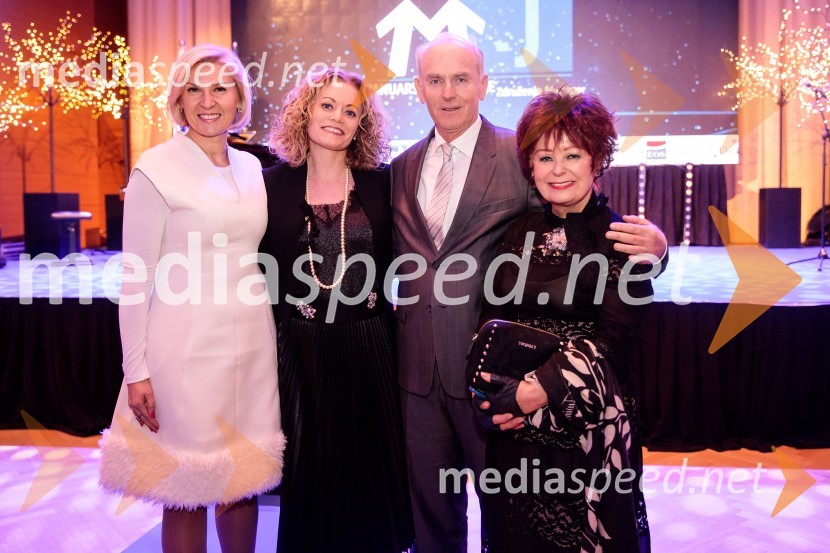  ... ;  ... ;  Jože  Mermal, predsednik uprave BTC-ja;  Zdenka  Kahne, lastnica kozmetike Kahne, ambasadorka znanjaPriznanje za življenjsko delo na področju managementa Jožetu Mermalu, januarsko srečanje Združenja Manager