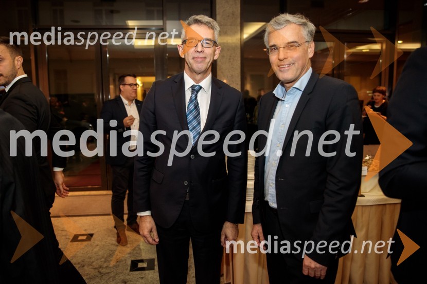 Priznanje za življenjsko delo na področju managementa Jožetu Mermalu, januarsko srečanje Združenja Manager