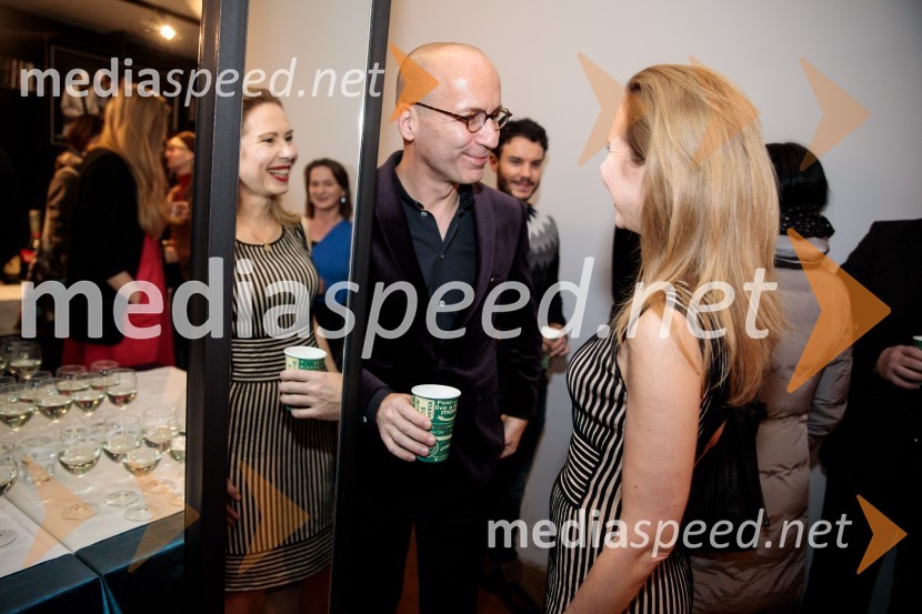  Martin Konte, poslovnež;  Saša  Mihelčič, igralkaŽivljenje drugih, premiera drame