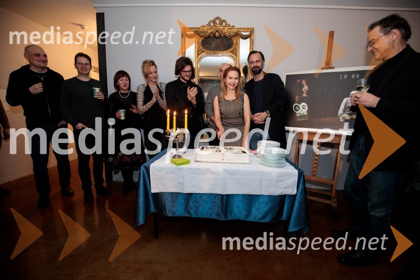  ... ;  ... ;  Diana Koloini, umetniška direktorica, Drama SNG Maribor;  ... ;  Jan Krmelj, režiser;  Saša  Mihelčič, igralka;  Uroš Fürst, igralec;   Igor  Samobor, igralec, ravnatelj SNG Drama LjubljanaŽivljenje drugih, premiera drame