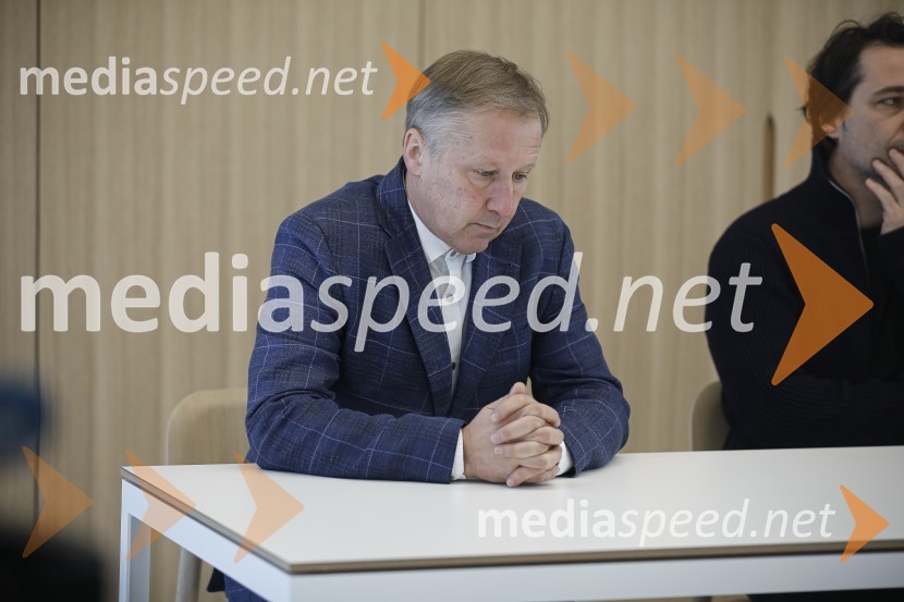  Jurij Rihar, ELEA iC Predstavitev pred odprtjem Muslimanskega kulturnega centra v Ljubljani