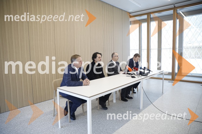  Jurij Rihar, ELEA iC ;  Matija  Bevk, arhitekt; dr. Nedžad Grabus, mufti islamske skupnosti;  ... Predstavitev pred odprtjem Muslimanskega kulturnega centra v Ljubljani