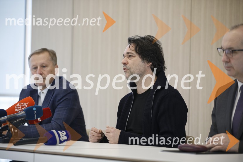  Jurij Rihar, ELEA iC ;  Matija  Bevk, arhitektPredstavitev pred odprtjem Muslimanskega kulturnega centra v Ljubljani