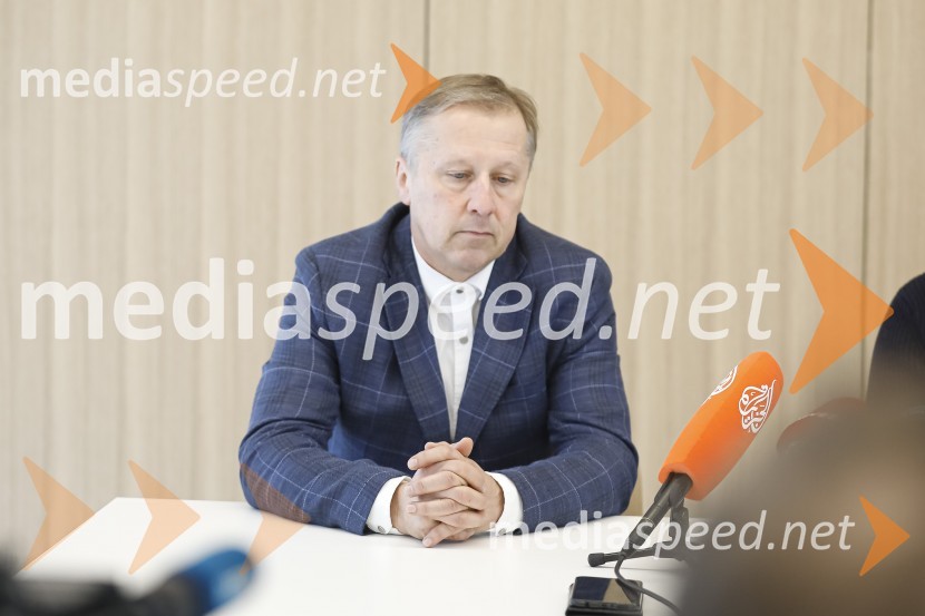  Jurij Rihar, ELEA iC Predstavitev pred odprtjem Muslimanskega kulturnega centra v Ljubljani