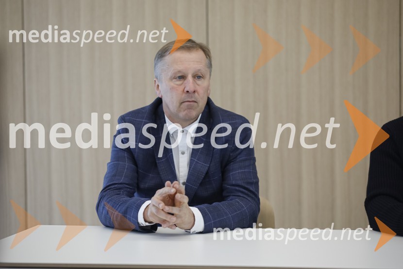  Jurij Rihar, ELEA iC Predstavitev pred odprtjem Muslimanskega kulturnega centra v Ljubljani