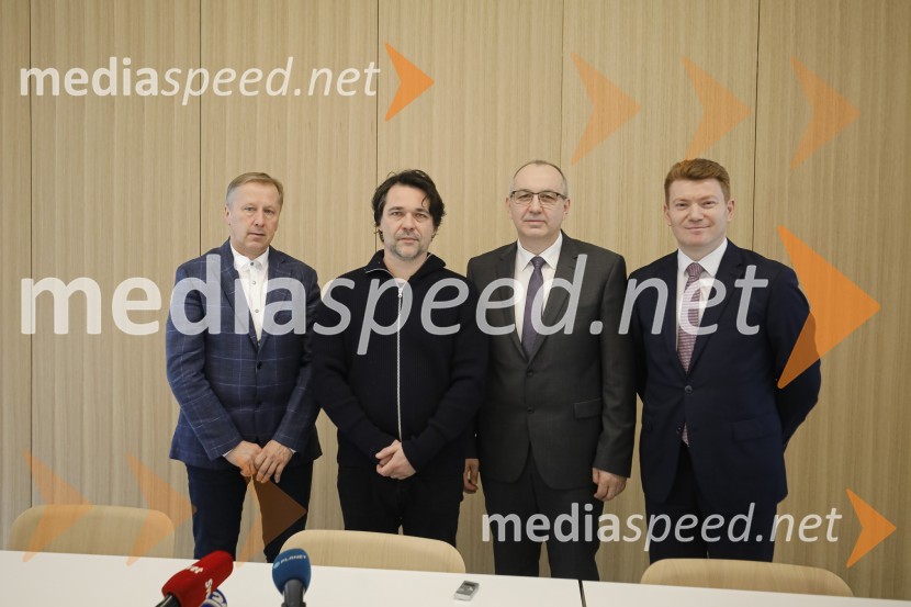  Jurij Rihar, ELEA iC ;  Matija  Bevk, arhitekt; dr. Nedžad Grabus, mufti islamske skupnosti;  ... Predstavitev pred odprtjem Muslimanskega kulturnega centra v Ljubljani