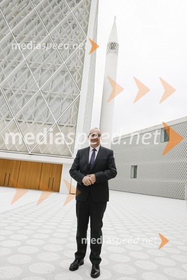 dr. Nedžad Grabus, mufti islamske skupnostiPredstavitev pred odprtjem Muslimanskega kulturnega centra v Ljubljani