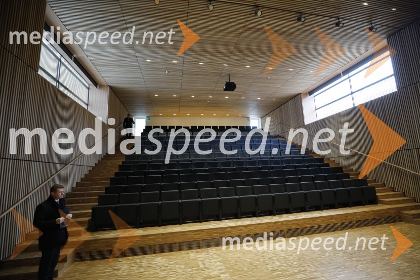 Predstavitev pred odprtjem Muslimanskega kulturnega centra v Ljubljani