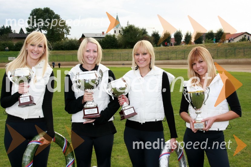 Startne deklice iz plesne skupine AngelsSpeedway, DP posameznikov 2008, 4. dirka - finale