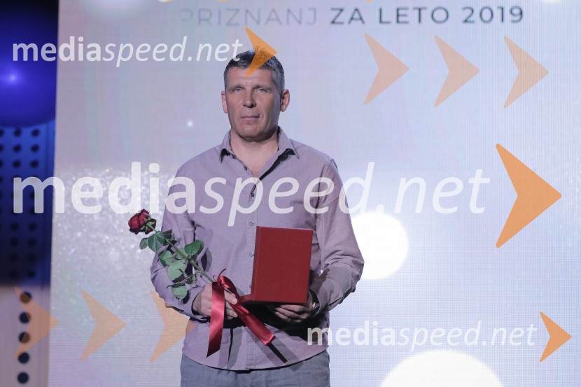  Gregor Hribar, trener številnih generacij slovenskih odbojkarjev 55. podelitev Bloudkovih priznanj