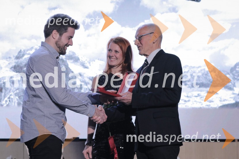  Jošt  Napret, jadralni padalec ;  Katarina Venturini, nekdanja plesalka;  Miroslav Cerar, nekdanji gimnastičar, predsednik Odbora za podeljevanje Bloudkovih priznanj55. podelitev Bloudkovih priznanj