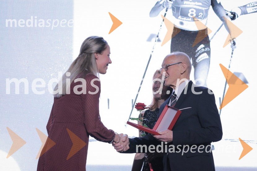  Anamarija Lampič, smučarska tekačica, Slovenija;  Katarina Venturini, nekdanja plesalka;  Miroslav Cerar, nekdanji gimnastičar, predsednik Odbora za podeljevanje Bloudkovih priznanj55. podelitev Bloudkovih priznanj