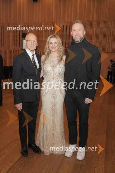  Miroslav Cerar, nekdanji gimnastičar, predsednik Odbora za podeljevanje Bloudkovih priznanj;  Bernarda Žarn, voditeljica;  ... 55. podelitev Bloudkovih priznanj