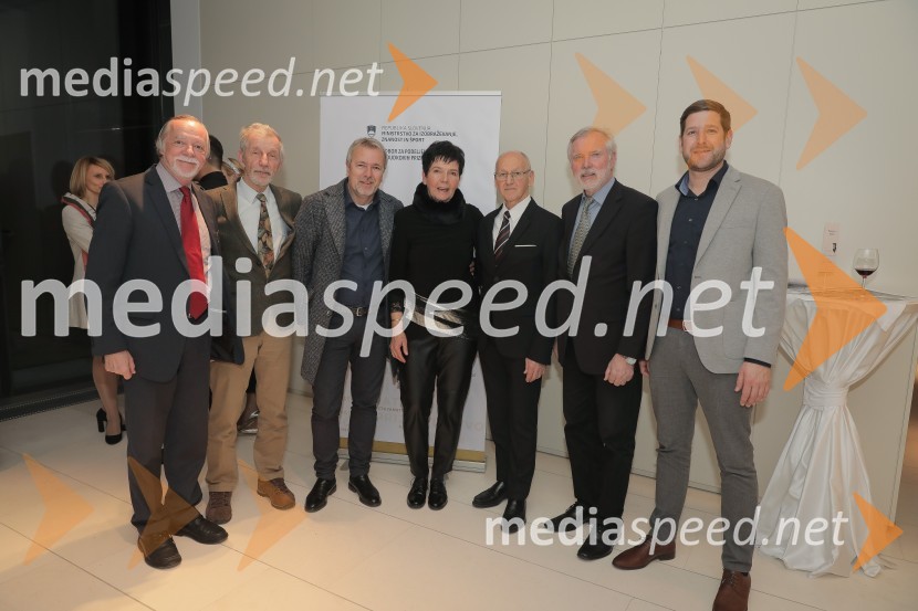  ... ;  ... ;  ... ;   Sonja  Poljšak, dolgoletna predsednica Komisije za zamejski šport pri Olimpijskem komiteju Sloveniji;  Miroslav Cerar, nekdanji gimnastičar, predsednik Odbora za podeljevanje Bloudkovih priznanj;  ... ;  ... 55. podelitev Bloudkovih priznanj