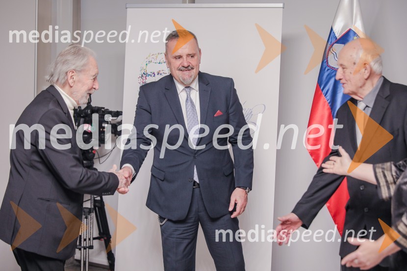  Milko Šparemblek, baletni plesalec, pedagog, koreograf, direktor in dramaturg; mag. Zoran Poznič, minister za kulturo RS;  Stojan Kerbler, fotografska legendaPodelitev Prešernovih nagrad ob slovenskem kulturnem prazniku