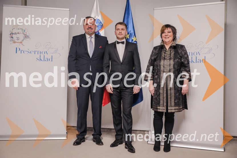 mag. Zoran Poznič, minister za kulturo RS;  Rok Biček, režiser;  Ira Ratej, dramaturginjaPodelitev Prešernovih nagrad ob slovenskem kulturnem prazniku