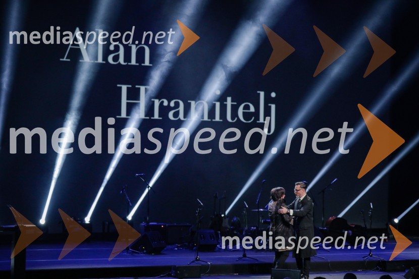  Ira Ratej, dramaturginja;  Alan Hranitelj, kostumografPodelitev Prešernovih nagrad ob slovenskem kulturnem prazniku