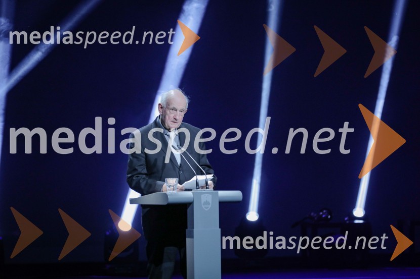  Stojan Kerbler, fotografska legendaPodelitev Prešernovih nagrad ob slovenskem kulturnem prazniku