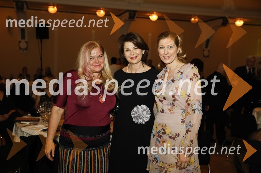  Sonia Trošt, arhitektka in slikarka, Umetnica Art mandal;  ... ;  ... Women economic forum, gala večerja in podelitev nagrad