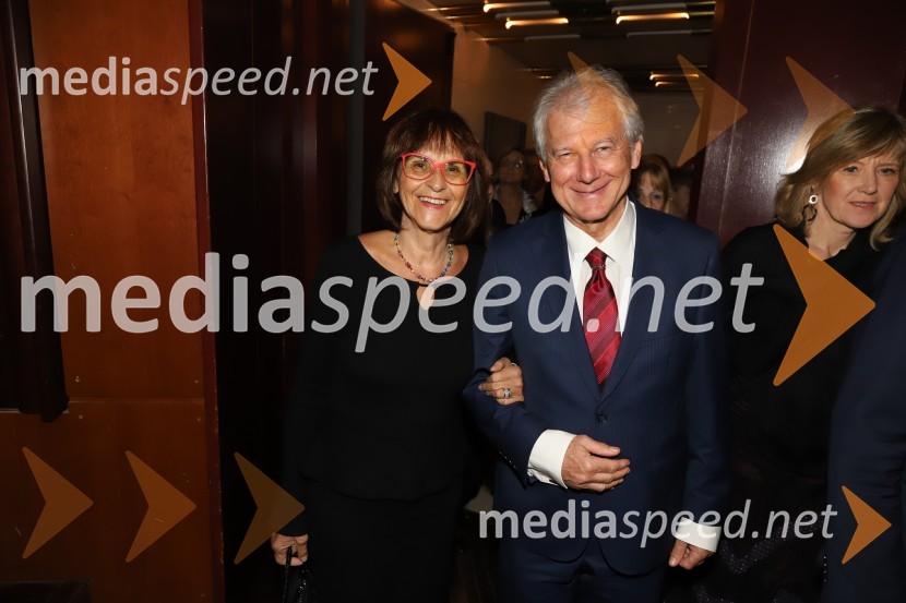  Andreja Kračun, predsednica, Dobrodelno združenje Koraki za korakce;  prof. dr. Davorin  Kračun, ekonomist, predsednik Fiskalnega sveta, član Rotary Cluba MariborSimon Boccanegra, premiera opere SNG Maribor