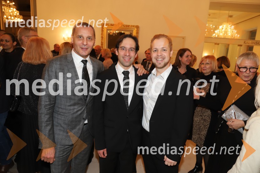  Danilo Rošker, direktor SNG Maribor;  Simon Krečič, umetniški direktor Opere SNG Maribor;  Martin Sušnik, operni solistSimon Boccanegra, premiera opere SNG Maribor