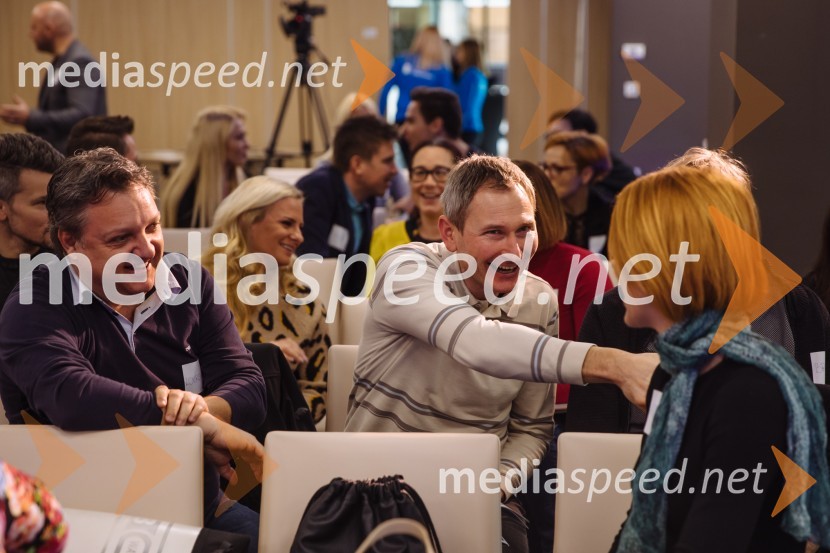 Digitalni laboratorij: Uporabni recepti za večjo prodajo na spletu