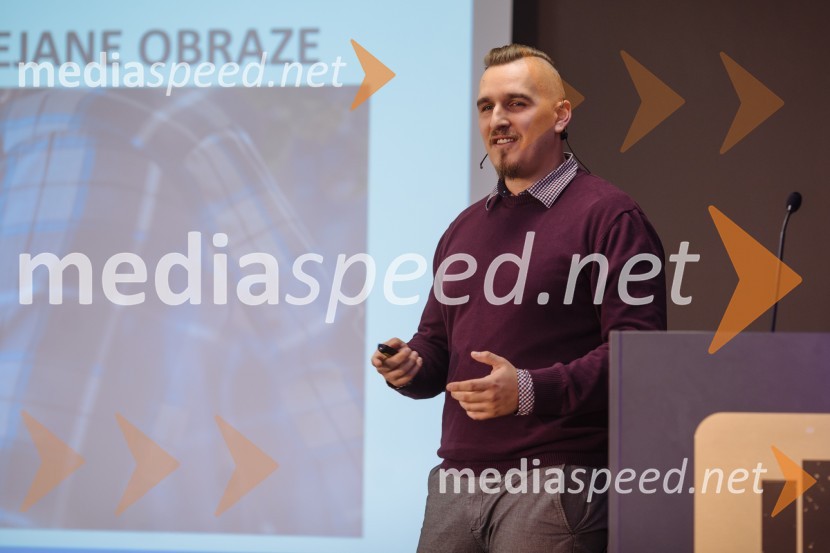 Digitalni laboratorij: Uporabni recepti za večjo prodajo na spletu